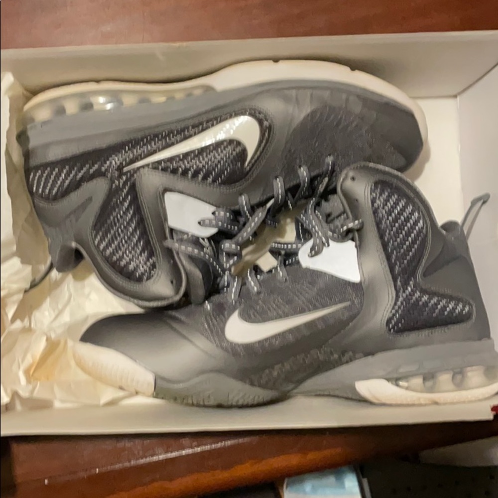 Nike Lebron 9
